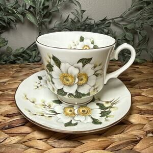 Duchess Bone China Cup & Saucer Set White Yellow Begonia Gold Trim Vintage